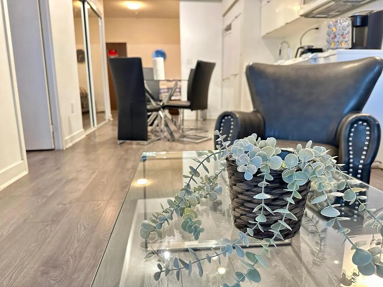 Apartment Comfy 1Bdrm Den 2Baths With 3 Real Beds Plus Parking Toronto